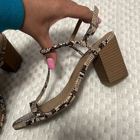 Report Snakeskin T-Strap Blocked Heel Sandal - Picture 10 of 11